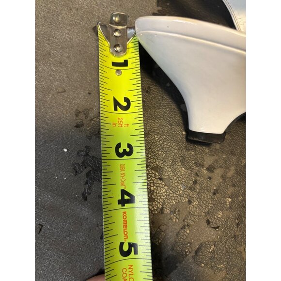 Laura Scott White Patent Leather Sandals With T-Strap Block Heel Size 8 - Picture 5 of 6